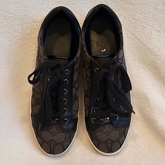 Coach shoes 8.5 - Picture 2 of 10